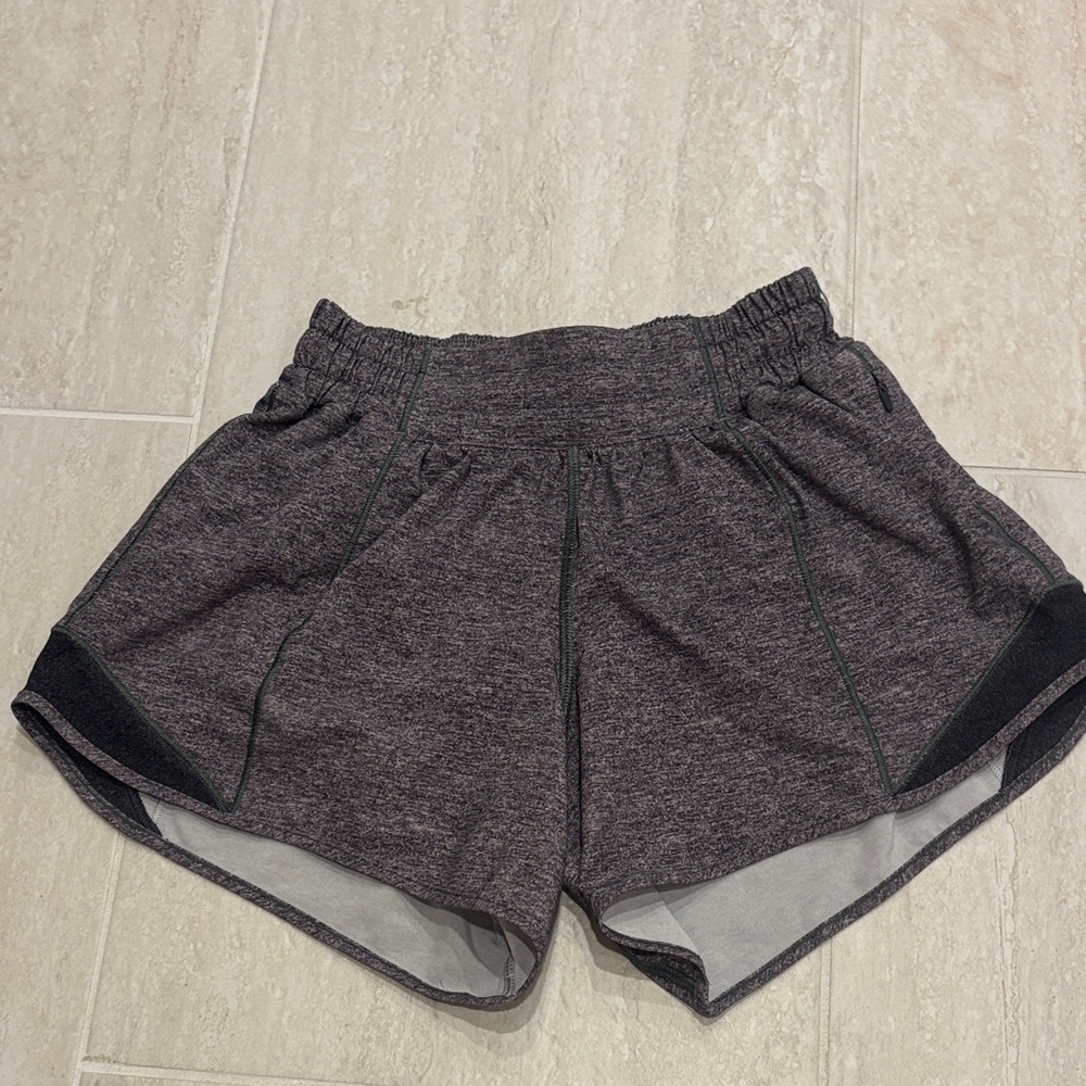 Lululemon HottyHot Low Rise 4” Shorts